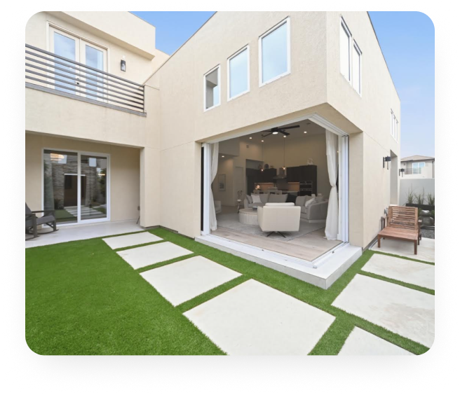 McVaugh Custom Homes exterior patio and living space